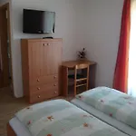 Mesec Zaplana Vendégház Vrhnika
