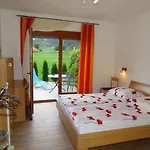 Mesec Zaplana Vrhnika