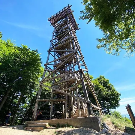 Mesec Zaplana Πανσιόν