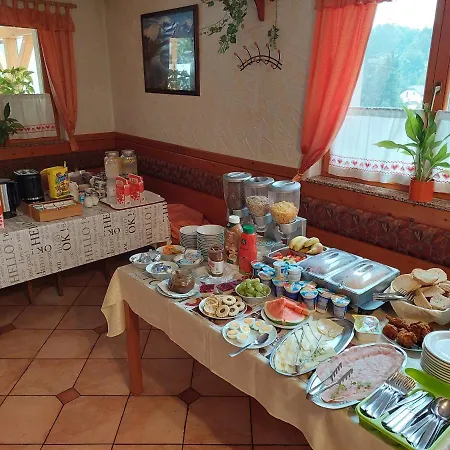 Guest house Mesec Zaplana 3*