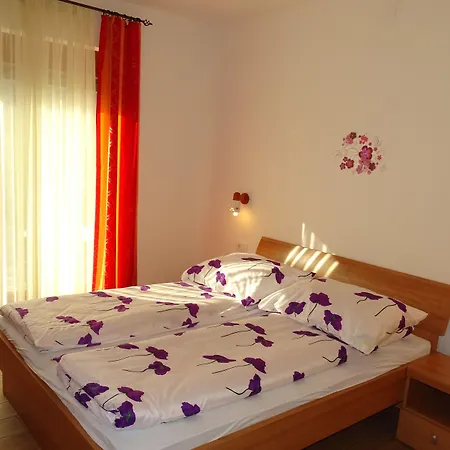 Casa de hóspedes Mesec Zaplana