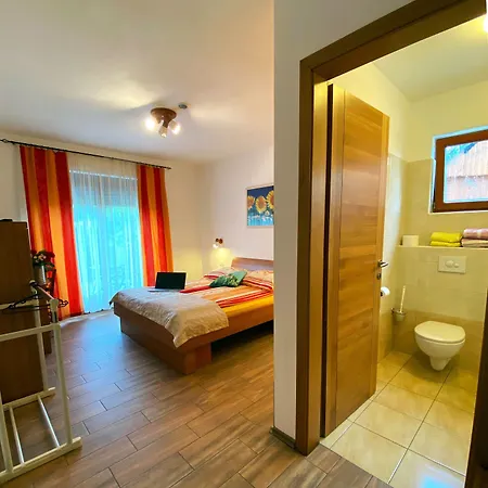 Mesec Zaplana Casa de hóspedes Vrhnika