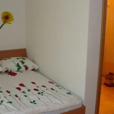 Mesec Zaplana 3* Vrhnika