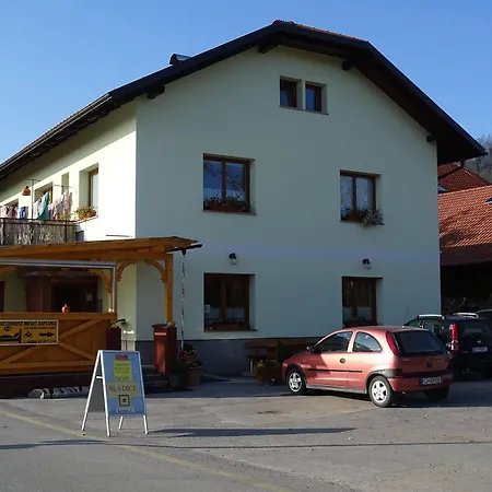 Mesec Zaplana Guest house 3*