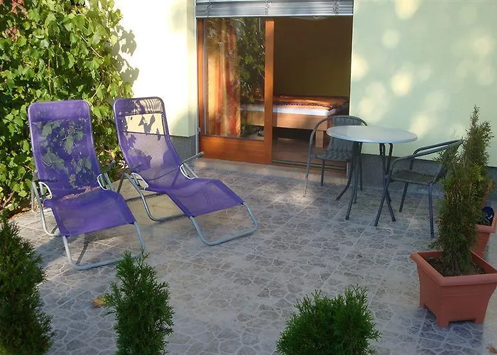 Mesec Zaplana Affittacamere 3*